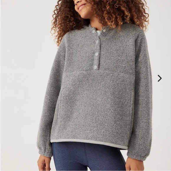 Outdoor Voices MegaFleece - Picture 2 of 12